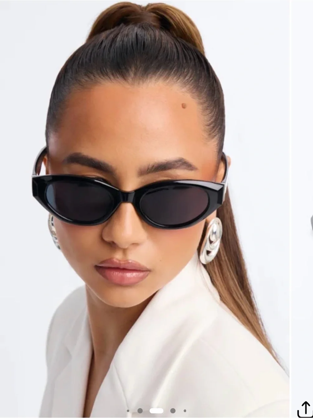 Black Cat-Eye Sunglasses - Stylish Women's Shades